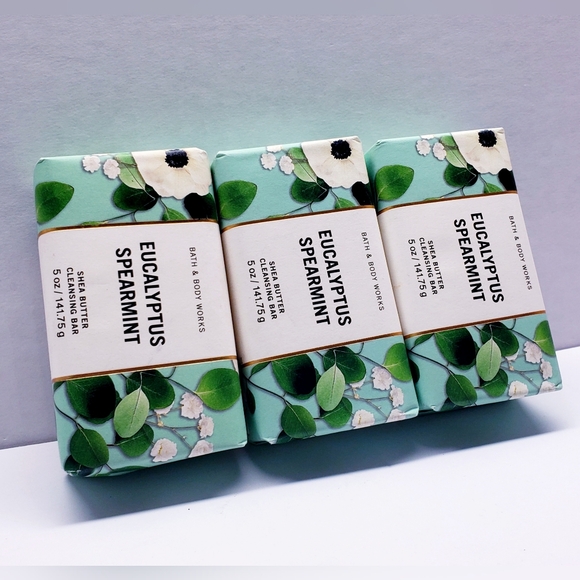 Bath & Body Works EUCALYPTUS SPEARMINT Shea Butter Cleansing Bar, 5 oz (3 pack) - Picture 1 of 5